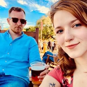 Meet your Posher, Desiree